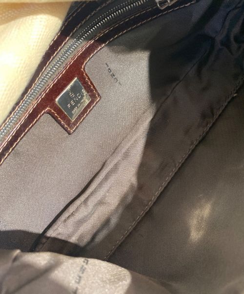 FENDI（フェンディ）FENDI (フェンディ) マンマバケット ショルダーバッグ ベージュの古着・服飾アイテム