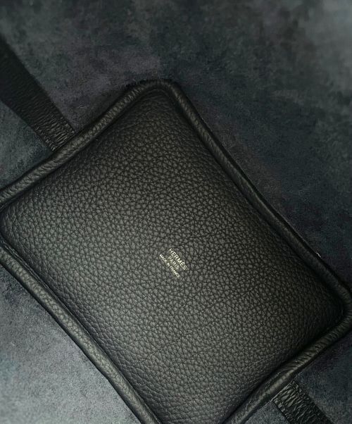 HERMES（エルメス）HERMES (エルメス) ピコタンロック PM ネイビー サイズ:PMの古着・服飾アイテム