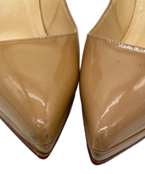 Christian Louboutin（クリスチャン・ルブタン）Christian Louboutin (クリスチャン・ルブタン) ハイヒールパンプス ベージュ サイズ:35¹/₂の古着・服飾アイテム