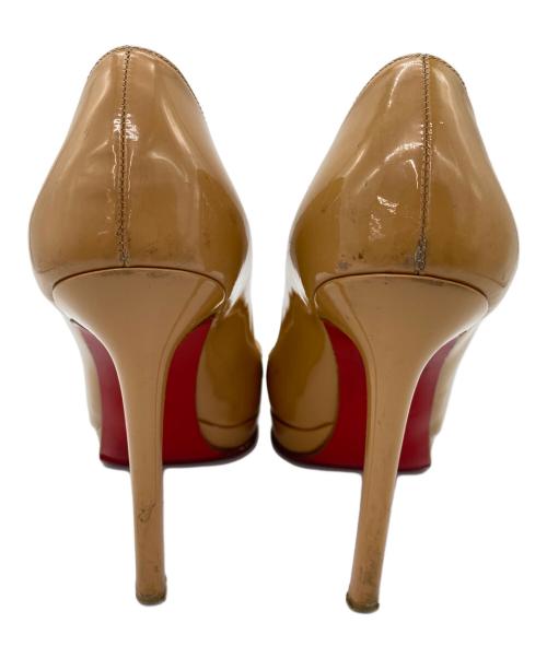 Christian Louboutin（クリスチャン・ルブタン）Christian Louboutin (クリスチャン・ルブタン) ハイヒールパンプス ベージュ サイズ:35¹/₂の古着・服飾アイテム