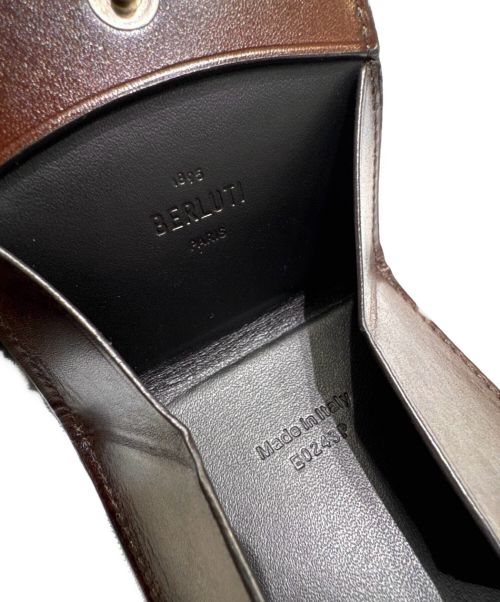 Berluti（ベルルッティ）Berluti (ベルルッティ) スクリットコインケース ブラウン サイズ:‐の古着・服飾アイテム