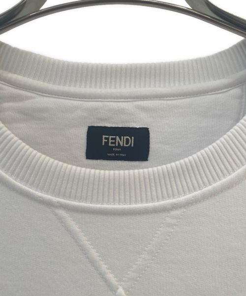 FENDI（フェンディ）FENDI (フェンディ) ワンポイントロゴスウェット ホワイト サイズ:Lの古着・服飾アイテム