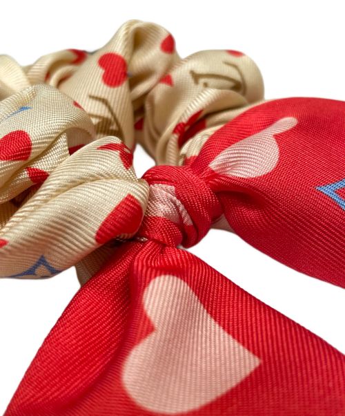 LOUIS VUITTON（ルイ ヴィトン）LOUIS VUITTON (ルイ ヴィトン) シュシュ ベージュ×レッドの古着・服飾アイテム