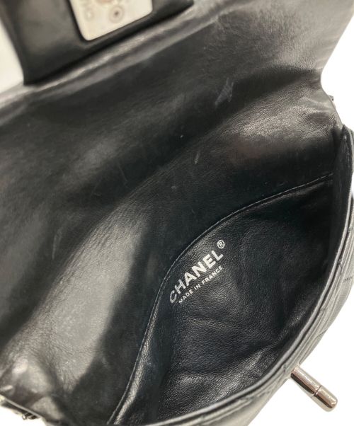 CHANEL（シャネル）CHANEL (シャネル) ミニチェーンショルダーバッグ/ミニポシェット ブラックの古着・服飾アイテム