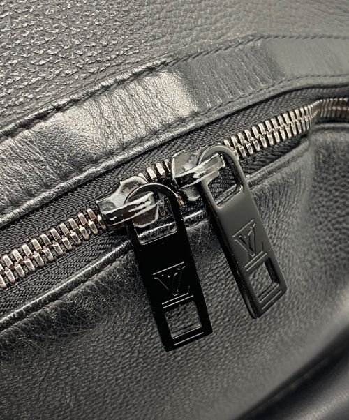 LOUIS VUITTON（ルイ ヴィトン）LOUIS VUITTON (ルイ ヴィトン) テイクオフ・バッグパック ブラックの古着・服飾アイテム