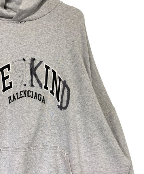 BALENCIAGA（バレンシアガ）BALENCIAGA (バレンシアガ) ROUND HOODIE ライトグレー サイズ:2の古着・服飾アイテム