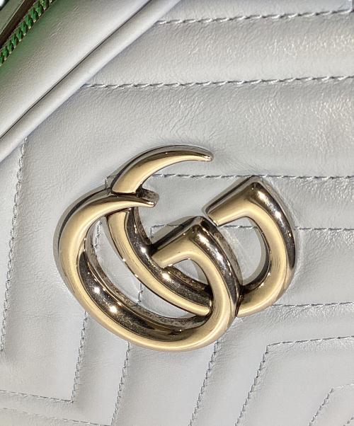 GUCCI（グッチ）GUCCI (グッチ) GG MARMONT（ジージ―マーモント )スモールショルダーバッグ スカイブルーの古着・服飾アイテム