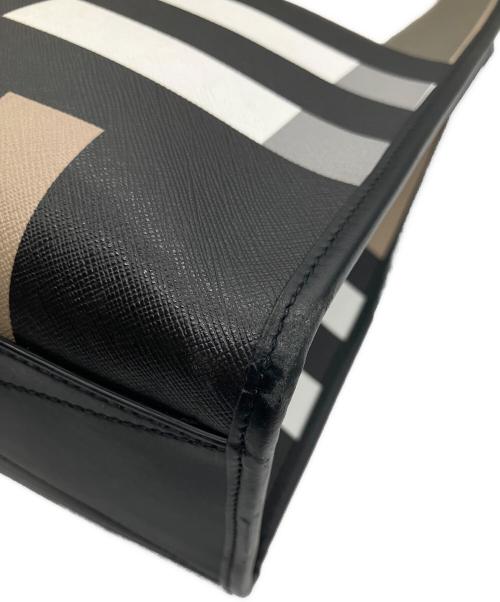 BURBERRY（バーバリー）BURBERRY (バーバリー) バーバリーチェック ラージトートバッグ ブラウンの古着・服飾アイテム