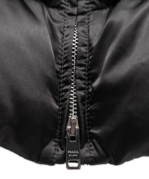 PRADA（プラダ）PRADA (プラダ) ナイロン ファー付ダウンコート ブラック サイズ:38の古着・服飾アイテム