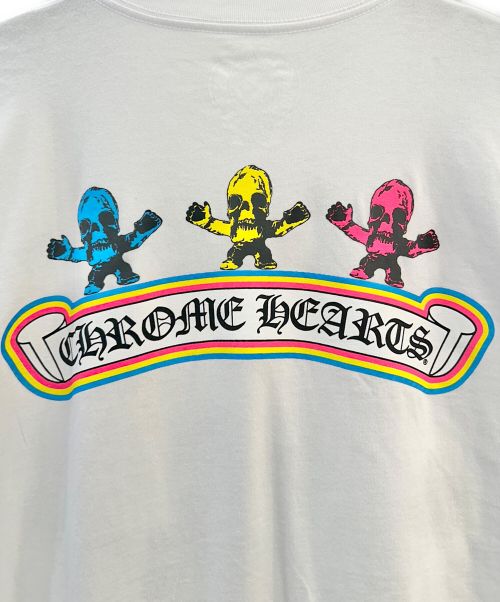 CHROME HEARTS（クロムハーツ）CHROME HEARTS (クロムハーツ) Rainbow Scroll Logo Tee ホワイト サイズ:Lの古着・服飾アイテム