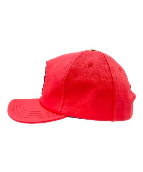CHROME HEARTS（クロムハーツ）CHROME HEARTS (クロムハーツ) Lip&Tan Leather Baseball Cap レッド サイズ:-の古着・服飾アイテム