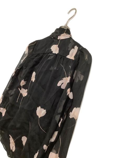 Max Mara Studio（マックスマーラ ストゥディオ）Max Mara Studio (マックスマーラ ストゥディオ) フラワータイブラウス ブラック サイズ:34の古着・服飾アイテム