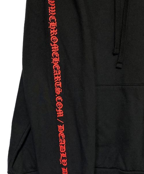 CHROME HEARTS（クロムハーツ）CHROME HEARTS (クロムハーツ) DEADLY DOLL (デッドリー ドール) HOODIE ブラック×レッド サイズ:Lの古着・服飾アイテム