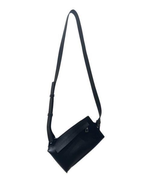 LOEWE（ロエベ）LOEWE (ロエベ) バーティカルTポケットショルダーバッグ ブラック サイズ:‐の古着・服飾アイテム