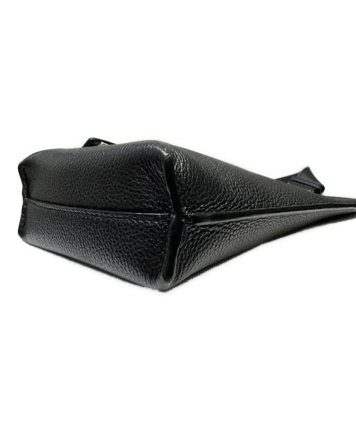 LOEWE（ロエベ）LOEWE (ロエベ) バーティカルTポケットショルダーバッグ ブラックの古着・服飾アイテム