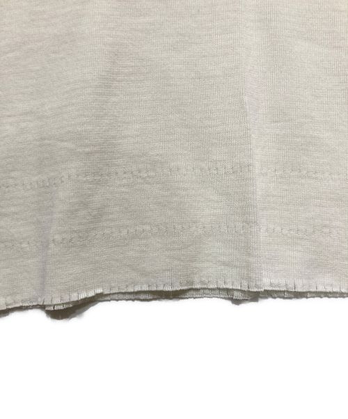 A-POC ABLE ISSEY MIYAKE（エイポック エイブル イッセイ ミヤケ）A-POC ABLE ISSEY MIYAKE (エイポック エイブル イッセイ ミヤケ) ノースリーブTシャツ ホワイト サイズ:1の古着・服飾アイテム