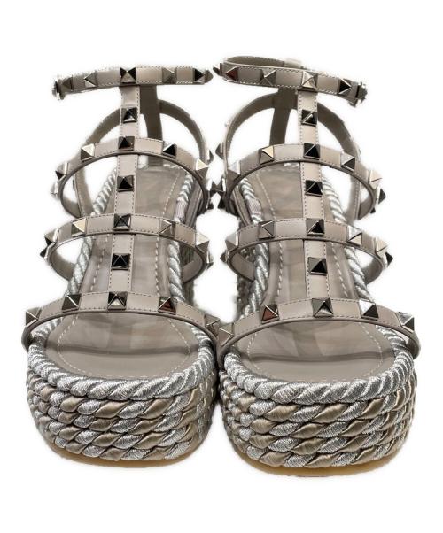 VALENTINO（ヴァレンティノ）VALENTINO (ヴァレンティノ) ロックスタッズサンダル シルバー サイズ:35の古着・服飾アイテム