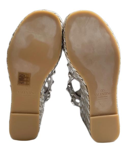 VALENTINO（ヴァレンティノ）VALENTINO (ヴァレンティノ) ロックスタッズサンダル シルバー サイズ:35の古着・服飾アイテム
