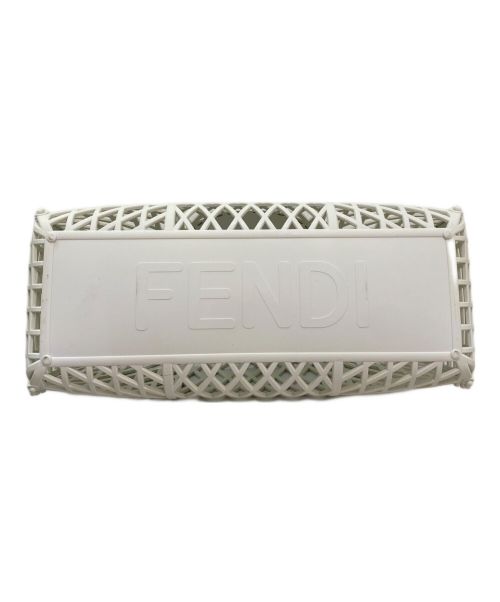 FENDI（フェンディ）FENDI (フェンディ) ミディアムバスケットバッグ アイボリー サイズ:ミディアムの古着・服飾アイテム