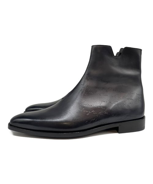 Berluti（ベルルッティ）Berluti (ベルルッティ) カリグラフィ デムジュール サイドジップブーツ ネイビー サイズ:8の古着・服飾アイテム