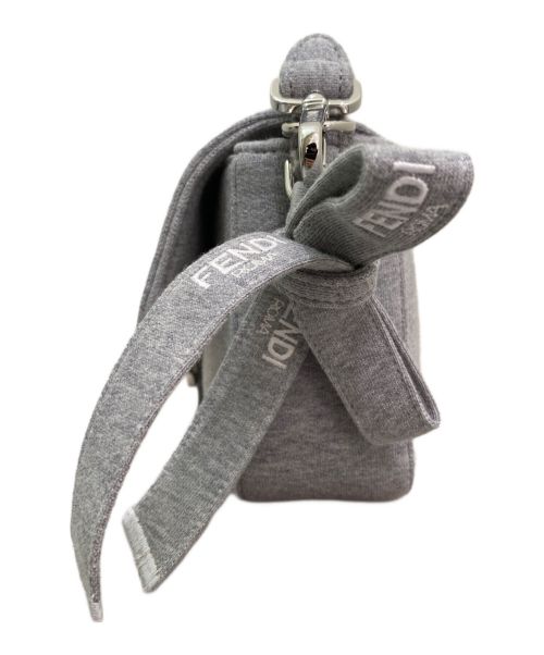 FENDI（フェンディ）FENDI (フェンディ) MARC JACOBS (マークジェイコブス) バゲットバッグ ライトグレーの古着・服飾アイテム
