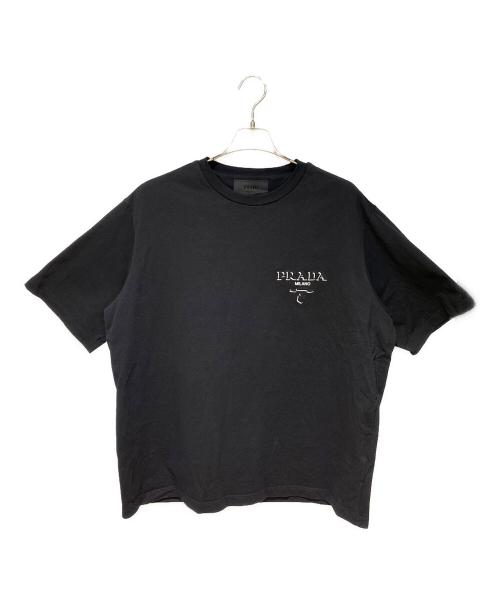 PRADA（プラダ）PRADA (プラダ) ロゴエンボスＴシャツ ブラック サイズ:Lの古着・服飾アイテム