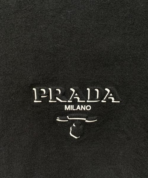 PRADA（プラダ）PRADA (プラダ) ロゴエンボスＴシャツ ブラック サイズ:Lの古着・服飾アイテム
