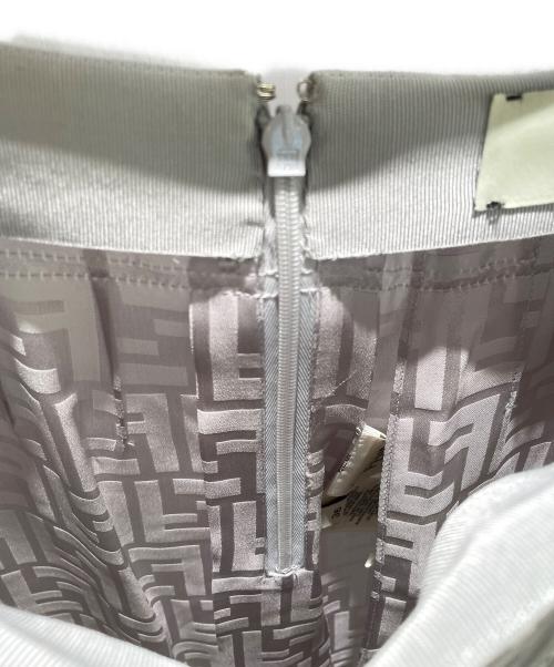 FENDI（フェンディ）FENDI (フェンディ) 総柄ズッカスカート ライトグレー サイズ:36の古着・服飾アイテム