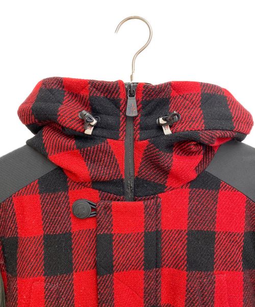 MONCLER GRENOBLE（モンクレール グルノーブル）MONCLER GRENOBLE (モンクレール グルノーブル) MONTROND/Switchable down jacket（切り換えダウンジャケット） レッド×カーキ サイズ:3の古着・服飾アイテム