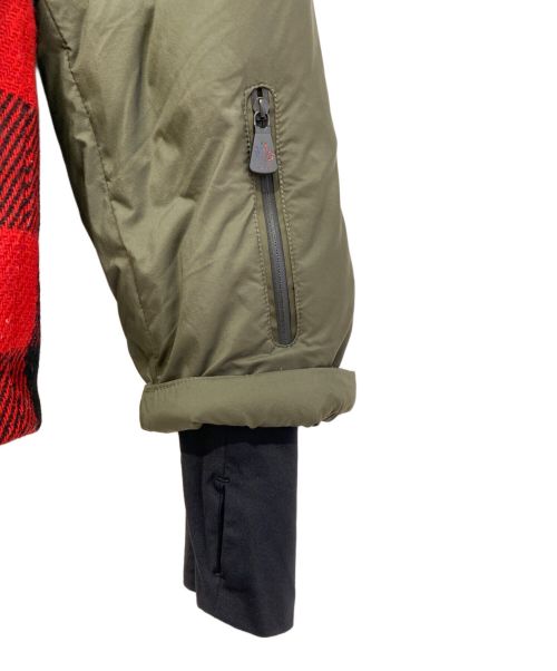 MONCLER GRENOBLE（モンクレール グルノーブル）MONCLER GRENOBLE (モンクレール グルノーブル) MONTROND/Switchable down jacket（切り換えダウンジャケット） レッド×カーキ サイズ:3の古着・服飾アイテム