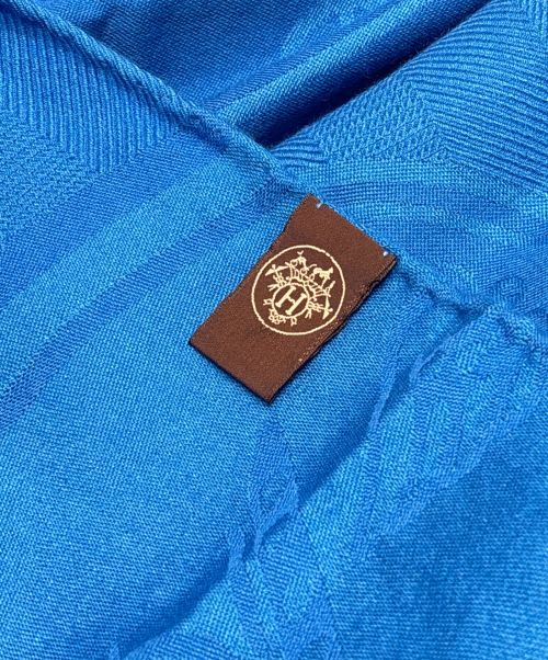 HERMES（エルメス）HERMES (エルメス) ストール 《ニュー・リブリス》 ブルーの古着・服飾アイテム