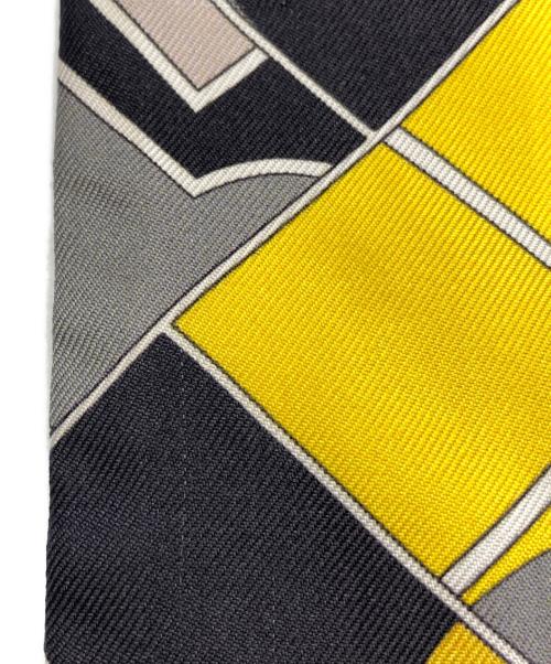 HERMES（エルメス）HERMES (エルメス) シルクスカーフ マルチカラーの古着・服飾アイテム