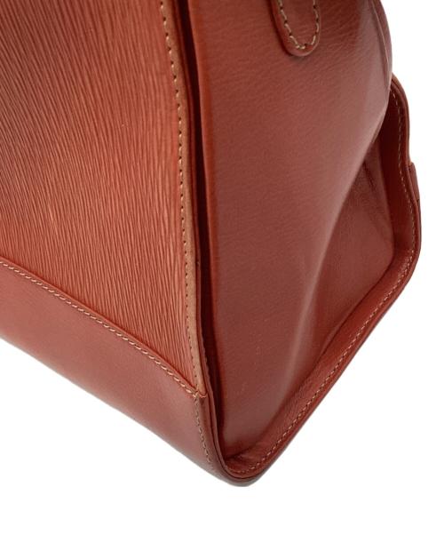 LOEWE（ロエベ）LOEWE (ロエベ) ベラスケス ショルダーバッグ  レッド サイズ:-の古着・服飾アイテム