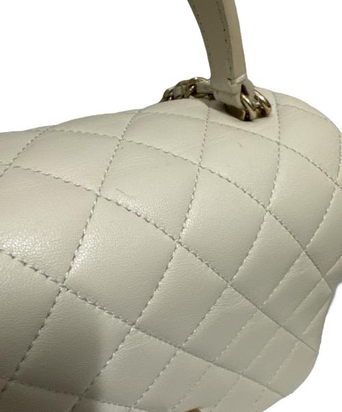 CHANEL（シャネル）CHANEL (シャネル) マトラッセ チェーンショルダーバッグ ホワイトの古着・服飾アイテム