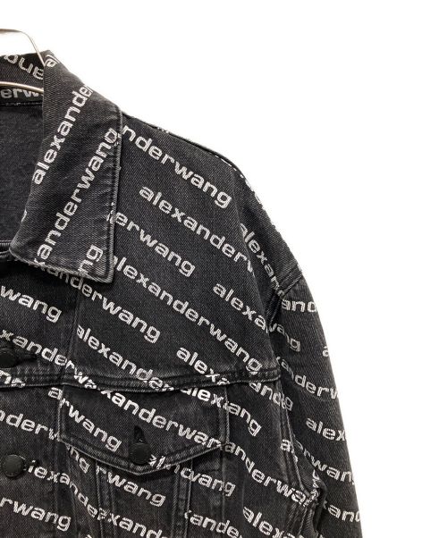 ALEXANDER WANG（アレキサンダー・ワン）ALEXANDER WANG (アレキサンダーワン) ALL OVER LOGO DENIM JACKET ブラック サイズ:XSの古着・服飾アイテム