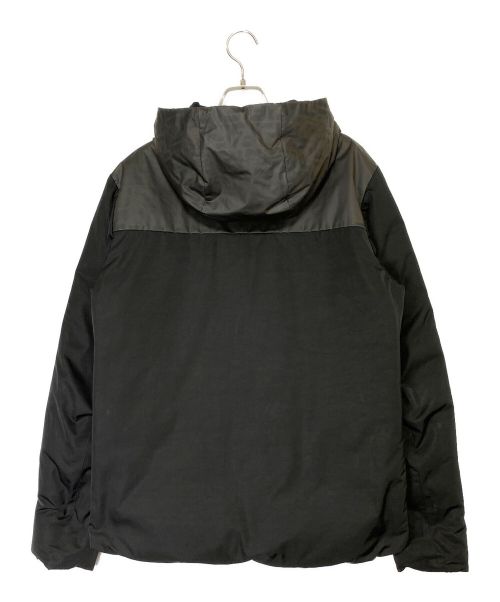 FENDI（フェンディ）FENDI (フェンディ) ズッカ柄 ダウンジャケット ブラック サイズ:48の古着・服飾アイテム