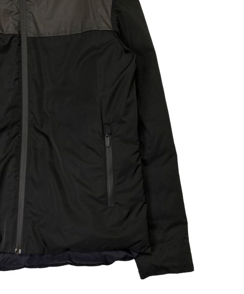 FENDI（フェンディ）FENDI (フェンディ) ズッカ柄 ダウンジャケット ブラック サイズ:48の古着・服飾アイテム