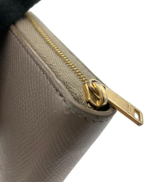 CELINE（セリーヌ）CELINE (セリーヌ) ジップロングウォレット ベージュの古着・服飾アイテム
