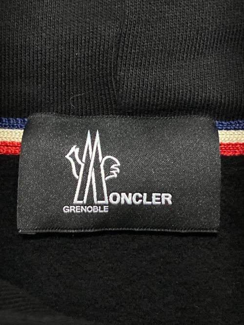 MONCLER GRENOBLE（モンクレール グルノーブル）MONCLER GRENOBLE (モンクレール グルノーブル) ハッシュタグロゴパーカー ブラック サイズ:Lの古着・服飾アイテム
