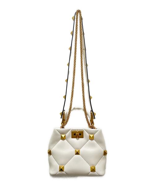 VALENTINO GARAVANI（ヴァレンティノ・ガラヴァーニ）VALENTINO GARAVANI (ヴァレンティノ・ガラヴァーニ) ザ・ハンドル ローマンスタッズ ハンドバッグ アイボリーの古着・服飾アイテム