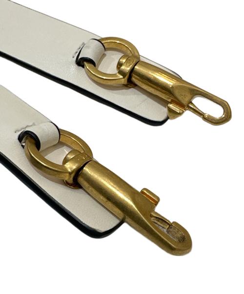 VALENTINO GARAVANI（ヴァレンティノ・ガラヴァーニ）VALENTINO GARAVANI (ヴァレンティノ・ガラヴァーニ) ザ・ハンドル ローマンスタッズ ハンドバッグ アイボリーの古着・服飾アイテム