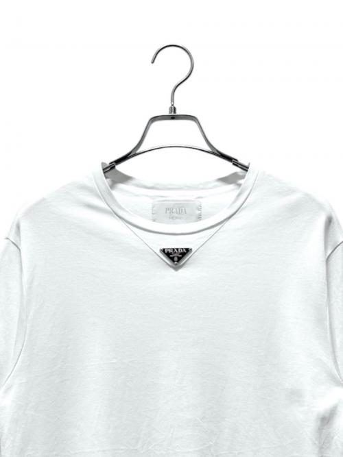 PRADA（プラダ）PRADA (プラダ) トライアングルプレートコットンTシャツ ホワイト サイズ:XXSの古着・服飾アイテム