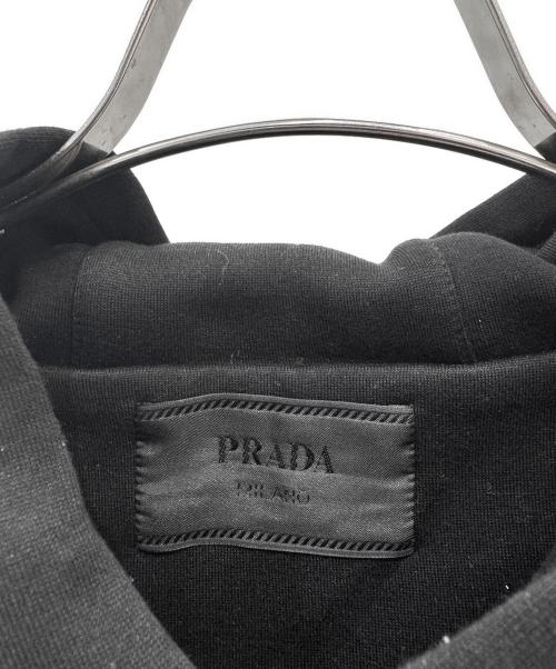 PRADA（プラダ）PRADA (プラダ) ロゴプリントコットンフーディ― ブラック サイズ:Mの古着・服飾アイテム