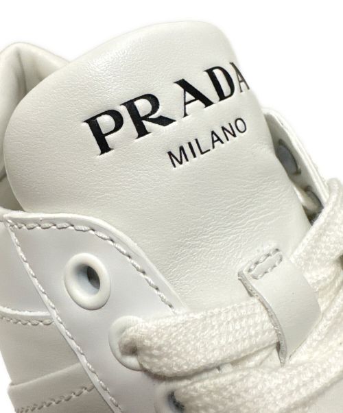 PRADA（プラダ）PRADA (プラダ) ダウンタウン レザー スニーカー ホワイト サイズ:38の古着・服飾アイテム