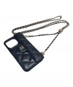 CHANELシャネル）の古着「チェーンショルダーiPhoneケース」