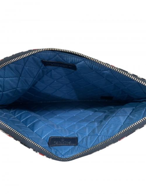 CHANEL（シャネル）CHANEL (シャネル) キルティングクラッチバッグ ブラック×マルチカラーの古着・服飾アイテム