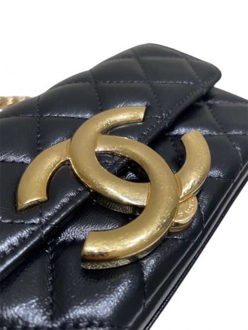 CHANEL（シャネル）CHANEL (シャネル) マトラッセ チェーンショルダーバッグ ブラックの古着・服飾アイテム