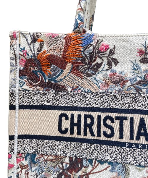 Christian Dior（クリスチャン ディオール）Christian Dior (クリスチャン ディオール) ブックトート ミディアム　ジャルダン ディヴェール ホワイト サイズ:ミディアムの古着・服飾アイテム