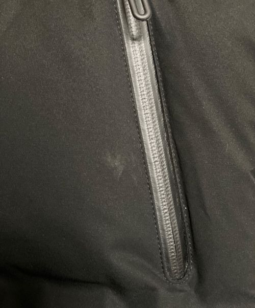 DESCENTE（デサント）DESCENTE (デサント) ダウンジャケット ブラック サイズ:Lの古着・服飾アイテム