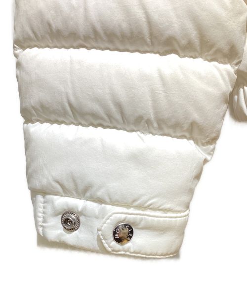 MONCLER（モンクレール）MONCLER (モンクレール) EUS/ダウンジャケット ホワイトの古着・服飾アイテム